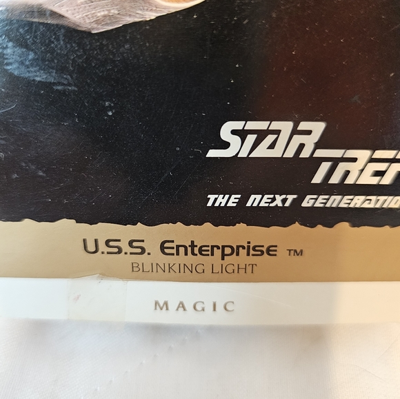 Hallmark Keepsake Ornament Star Trek USS Enterprise TNG Magic Light 1993 - Picture 7 of 9